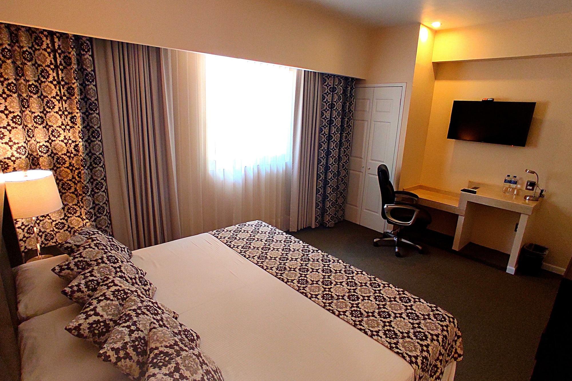 טולה דה איינדה Hotel Real Del Bosque Golf And Spa מראה חיצוני תמונה