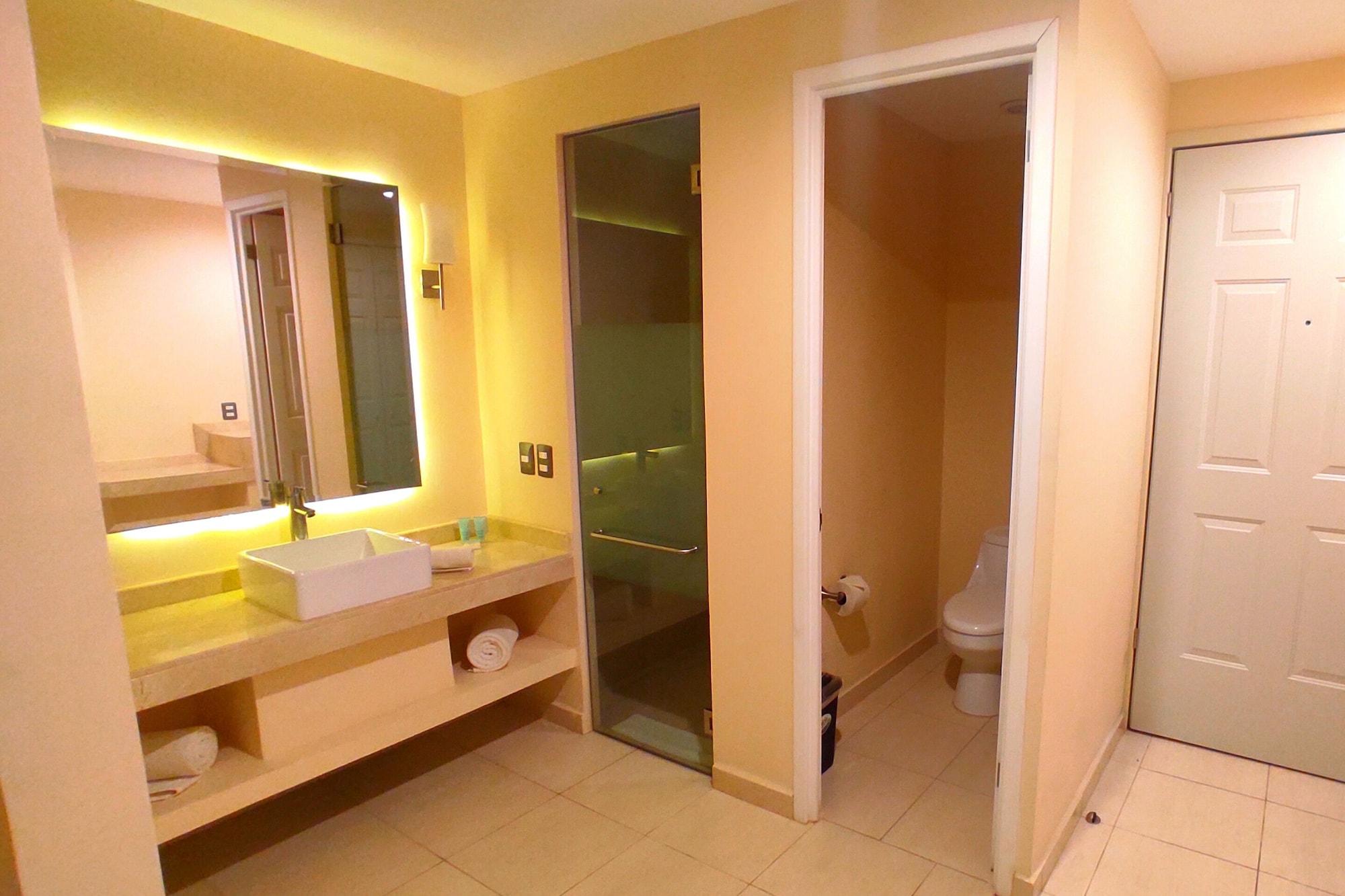 טולה דה איינדה Hotel Real Del Bosque Golf And Spa מראה חיצוני תמונה