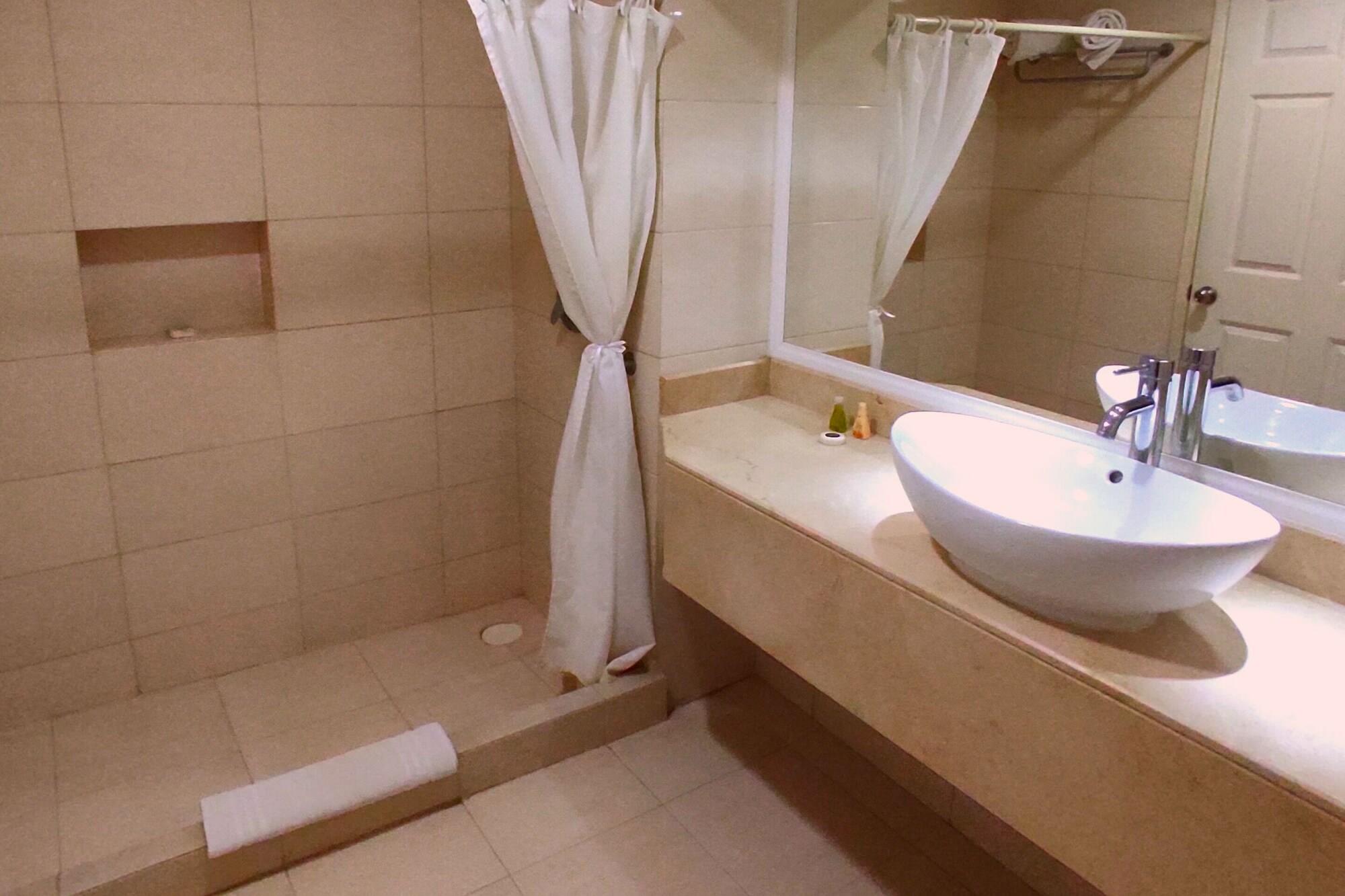 טולה דה איינדה Hotel Real Del Bosque Golf And Spa מראה חיצוני תמונה