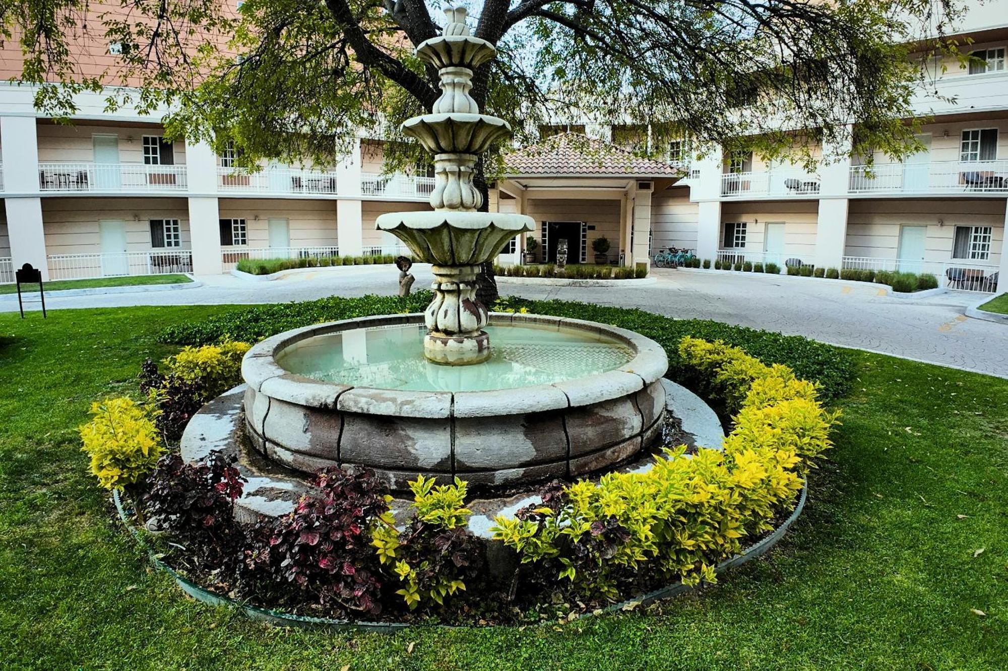 טולה דה איינדה Hotel Real Del Bosque Golf And Spa מראה חיצוני תמונה